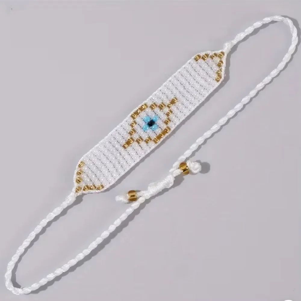 White Beaded evil eye Bracelet N1876